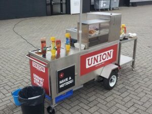 het customizen van de union gazelle hotdogkar
